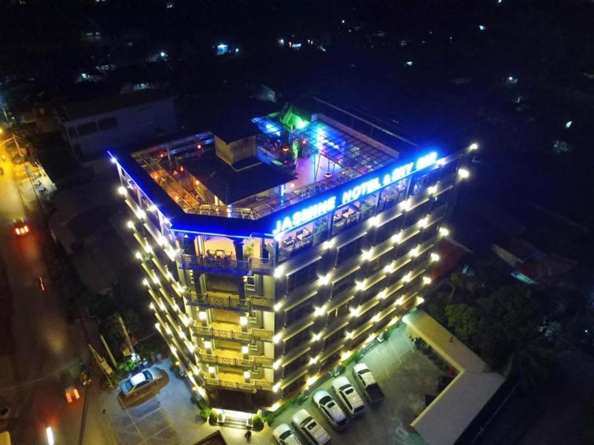 Jasmine Hotel& Sky Bar Battambang Luaran gambar