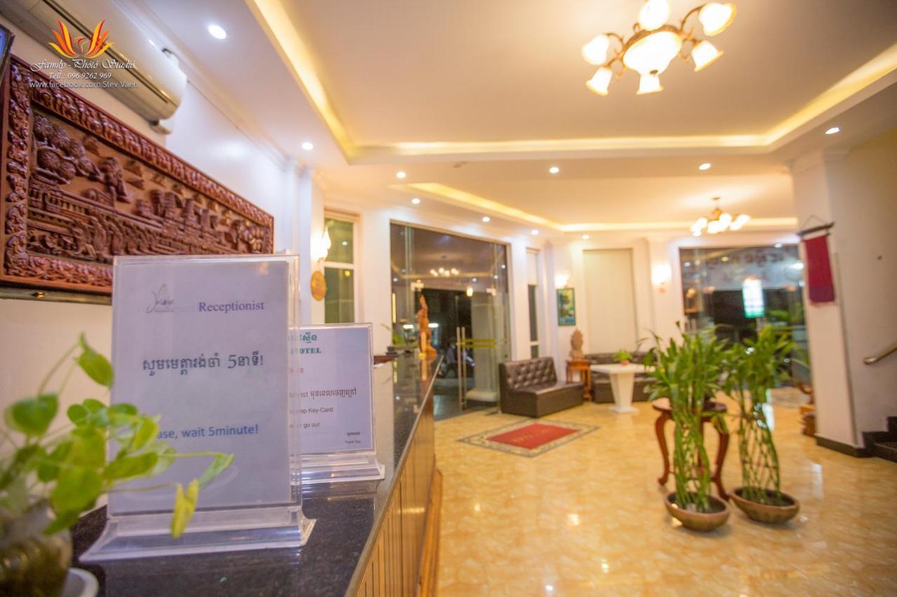 Jasmine Hotel& Sky Bar Battambang Luaran gambar