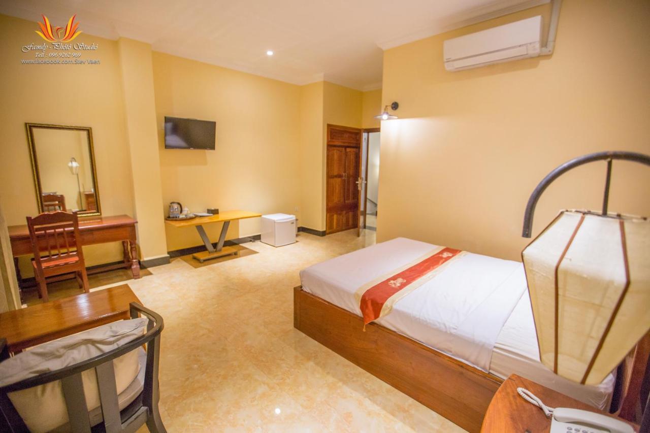 Jasmine Hotel& Sky Bar Battambang Luaran gambar